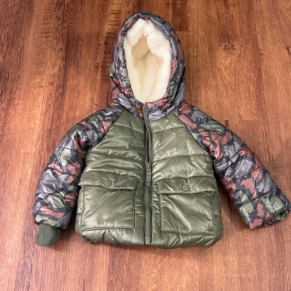 Puffer coat size 12ms